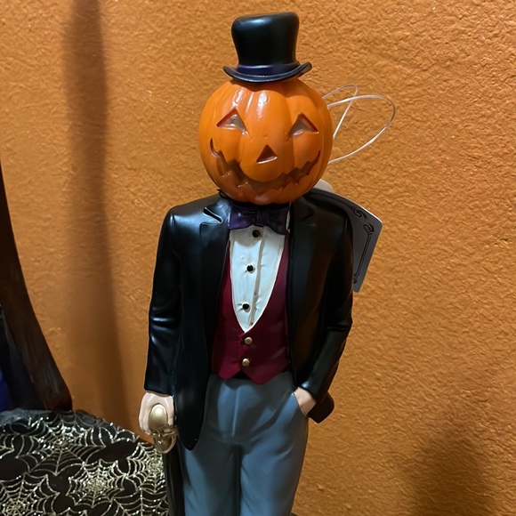 Crimson pumpkin gentleman - Picture 4 of 7